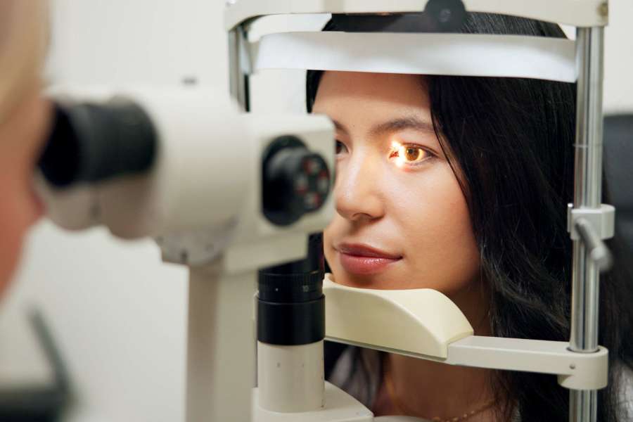 routine eye exam